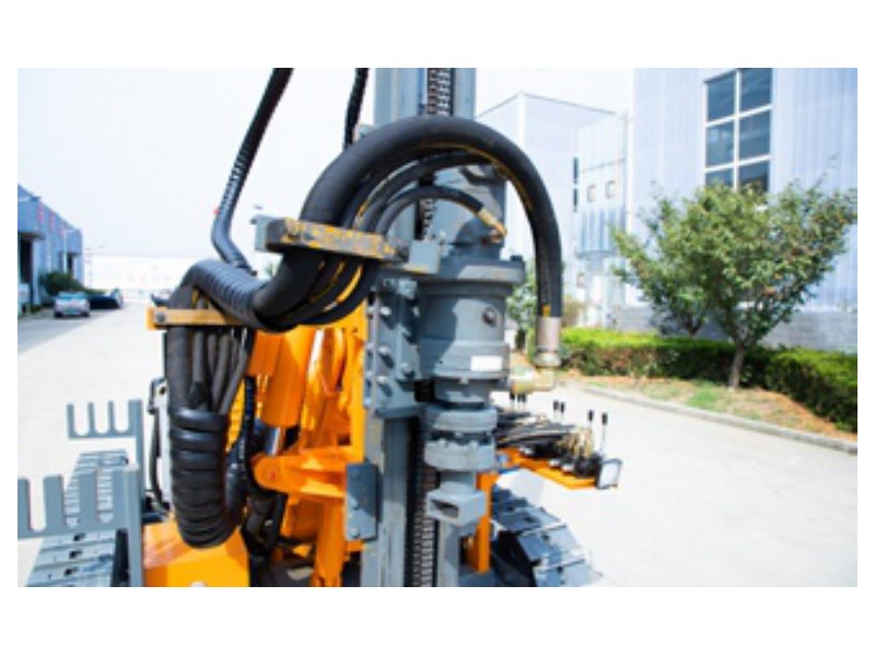 HQZ-320L Steel-Track Pneumatic Drill Rig