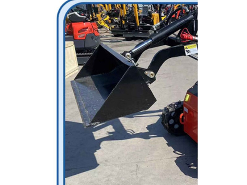 ME380A Skid Steer Loader – Crawler